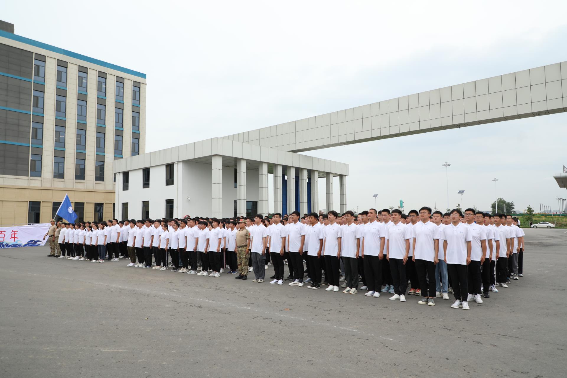 宝马bm1122线路顶级(中国游)有限公司官网