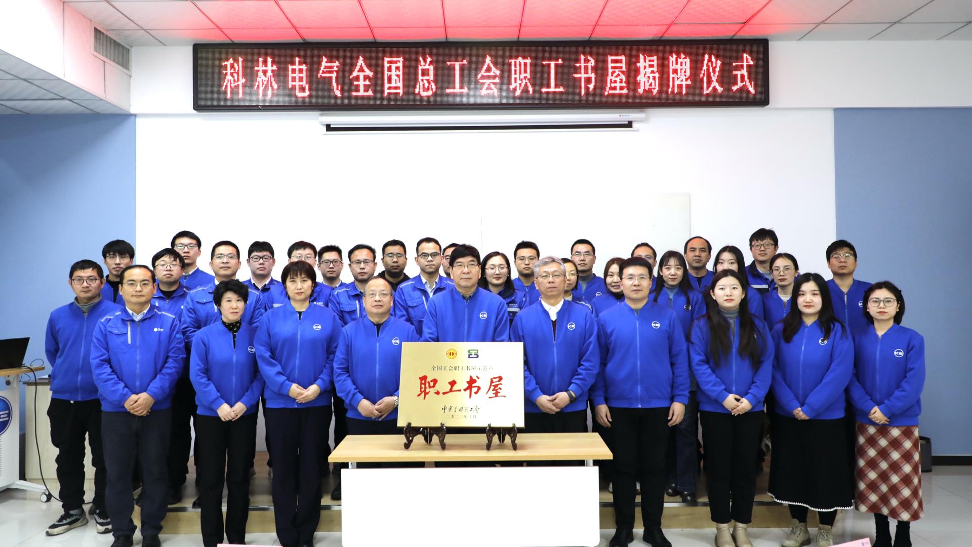 宝马bm1122线路顶级(中国游)有限公司官网